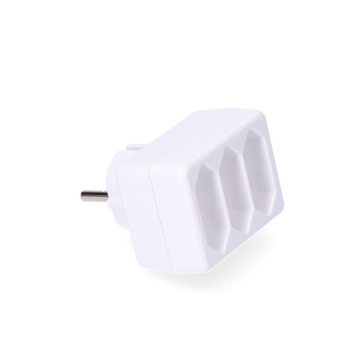 Adaptador triple 2p 16a 250v color blanco max. 3680w solera 5113