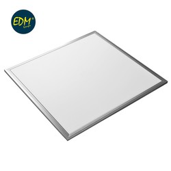 Dimensions du panneau LED 40w : 60x60x1cm encastré lumière froide 6.400k 3.200 lumens edm