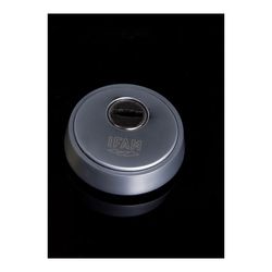 O escudo tem 700 cm. Acabamento cromado. Ø61mm. Ifam